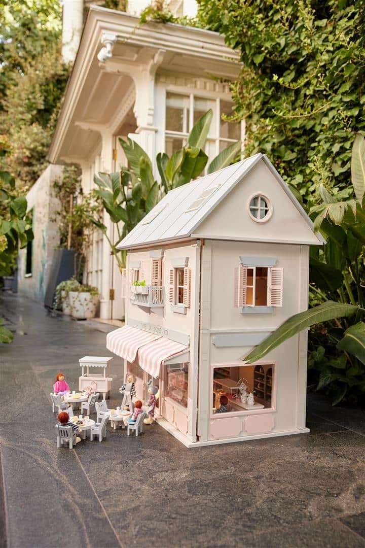 DIY Dollhouse Decor Ideas to Make Your Child’s Playtime Special 1 DIY dollhouse decor ideas like miniature rugs, custom wall art, and handmade curtains from Little Forest Animals.
