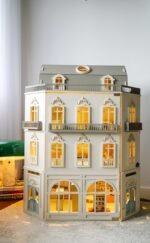 House of Paris  – A Tale of Parisian Magic - Image 2