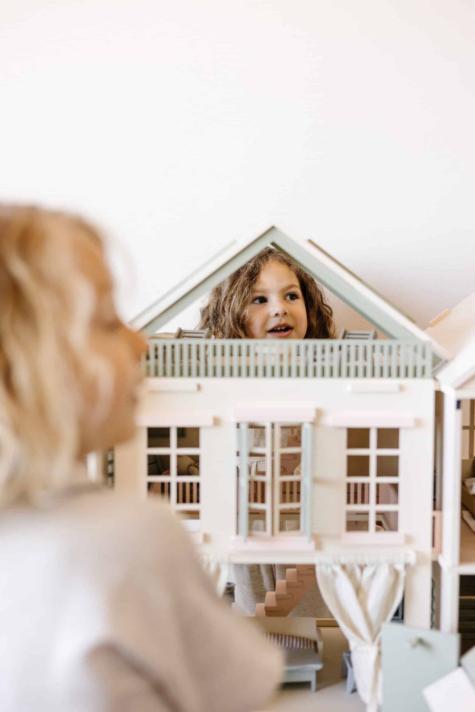 Luxury Wooden Dollhouse with Handcrafted Miniatures – Little Forest Animals Handcrafted wooden dollhouse with miniature furniture and details, displayed in a minimal setting.